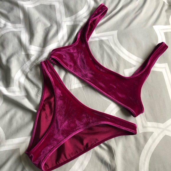 SOLD Triangl Magenta Velvet Bikini - Picture 4 of 6